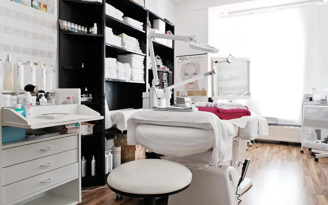 Behandlungsraum im Kosmetikstudio München Haidhausen